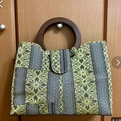 レディースハンドバッグの画像