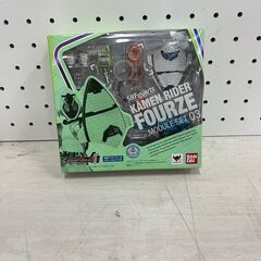 【C-939】バンダイ S.H.Figuarts 仮面ライダーフ...