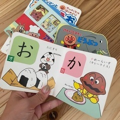 ⭐︎お話中⭐︎アンパンマンの絵本　４冊セットの画像