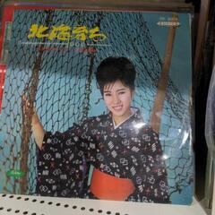 大量 レコード LP1枚330円 シングル1枚110円の画像