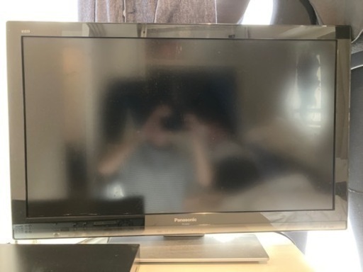 液晶テレビ[32インチ] ブルーレイレコーダーセット　説明書•リモコン付き