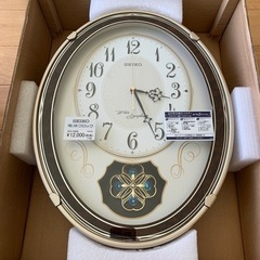 壁掛け電波時計　SEIKO AM259