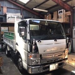 三菱キャンター　3tダンプ