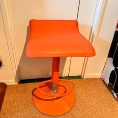 カウンターチェアの画像