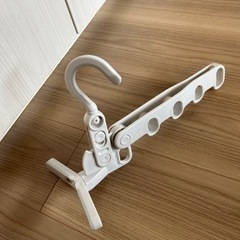 ほぼ未使用　ハンガー