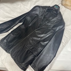 15年前に10万円以上で購入。ラム本革ジャケット。