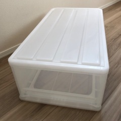 ニトリ　押入れ収納ケースM