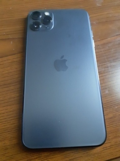 iPhone11 proMAX256GB【au】