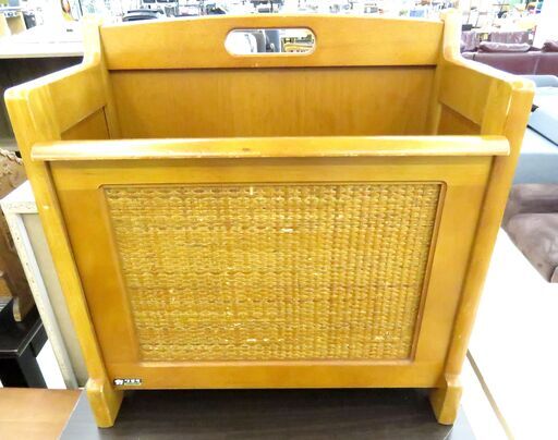 北海道 千歳市/恵庭市 近郊配送 オールドカリモク マガジンラック 本/雑誌/新聞 収納家具 店頭でのお受け渡し大歓迎