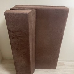 折り畳みソファーマットレス　セミダブル（幅120cm）厚さ10cmのしっかりウレタンマットレスの画像