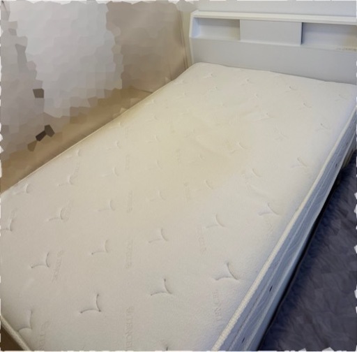 ※早めに取りに来れる方　ニトリ　セミダブルベッドフレーム&ベッドマット（フレームだけでも可）