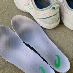 アシックス　バスケットシューズの画像