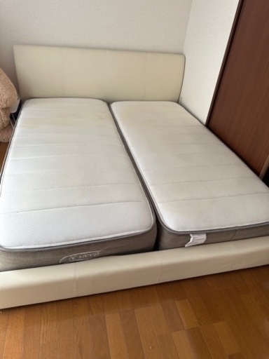 ニトリ　Nスリープマットレス、シングル2つ、枠組みセット