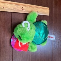 USJクマのマスコット、カメのマスコットの画像