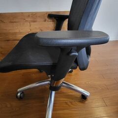 デスクチェア　SIHOOの画像