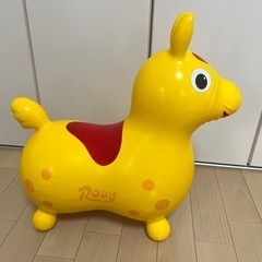 ロディ　乗り物　黄色の画像