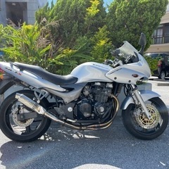 カワサキ ZR7 