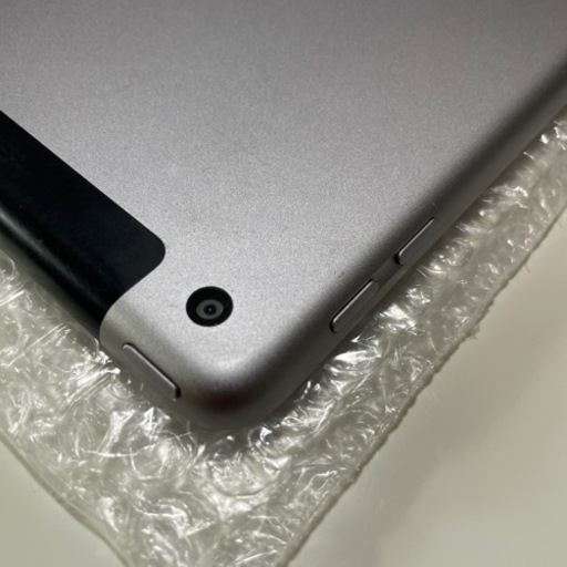 ipad 2017第5 wi-fi+sell ３２GB silver SIMフリーバッテリー９４％