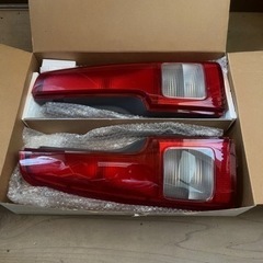 ホンダ　ライフ　テールランプの画像