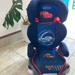 ジュニアシート　カーズ