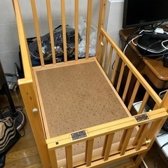 ベビーベッド