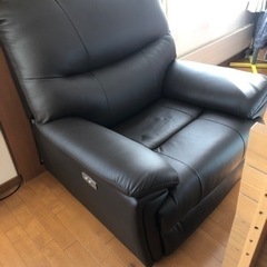 半額以下！電動リクライニングソファ　ヤマダオリジナル　値下げしましたの画像