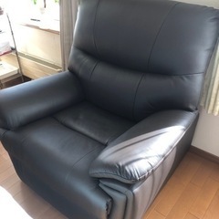 半額以下！電動リクライニングソファ　ヤマダオリジナル　値下げしましたの画像