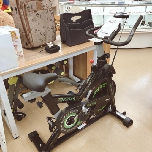 美品◆マグネット式スピンバイク◆トレーニング用バイク◆TOP.STAR  WU880L◆状態：良【こちらは店舗です。浜村鹿野温泉ICから3分 買取本舗 宮本リサイクル 営業時間9～19時 定休日水曜のみ←連絡できませんm(_ _)m