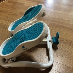 【お取引予約済】AERLIFE  健康ステッパー　座りながら筋トレ運動の画像