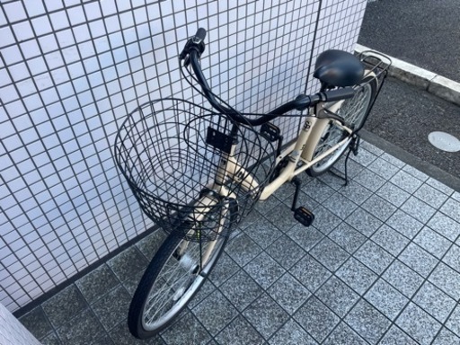 ママチャリ　22インチ　仏式　ベージュ