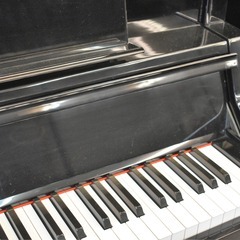 ヤマハ中古アップライトピアノ　YUA（1979年製造）の画像