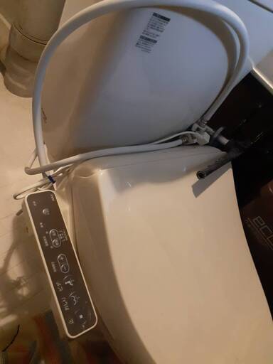 【値下げ】中古トイレ（約2年ほど使用。ほぼ女性）