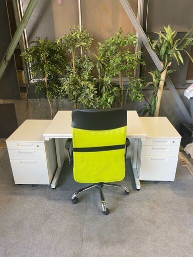 10969-05.04★オフィス家具 デスク・チェア・ キャビネット 4点セット★