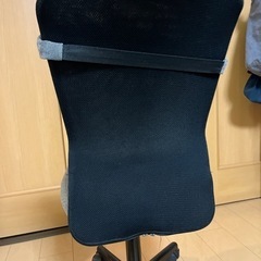 ニトリのコロコロ椅子の画像