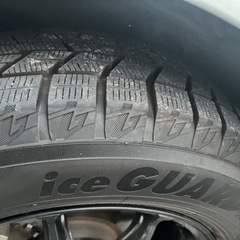 スタッドレス　タイヤ　ホイル付き　4本セットの画像