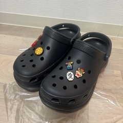 厚底クロックス　ジビッツ付き