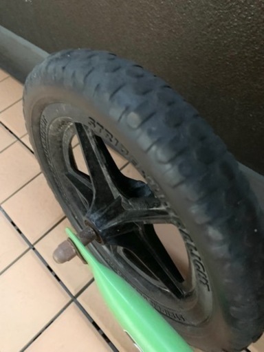 ストライダーグリーン