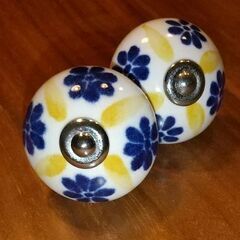 引出しの取っ手の画像