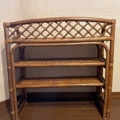 中古⭐︎ラタン(籐)ラック⭐︎可動棚2つ付