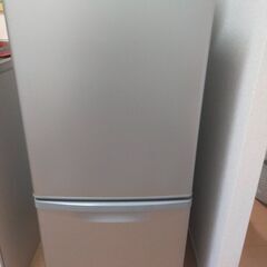 値下げ***パナソニック冷蔵庫 NR-B149W シルバー