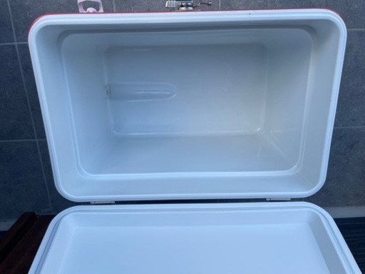 廃番】コールマン 54QT 60TH スチールベルトクーラー ストロベリー