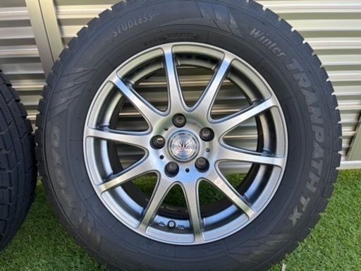 スタッドレス　ホイールセット　215/65r16 トーヨー