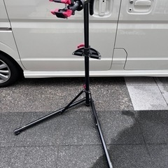 バイシクルメンテナンススタンド　自転車整備　ロードバイク