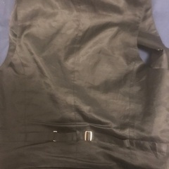 黒のベスト