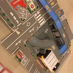 おもちゃトミカ飛び出す立体マップ