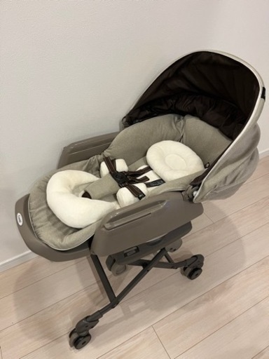 Combiネムリラ AUTO SWING BEDi おやすみドーム EG ヘーゼルベージュ（BE）