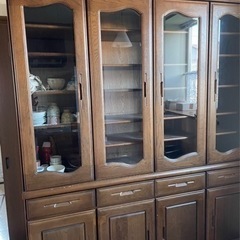 受け渡しの方がきまりました　食器棚の画像