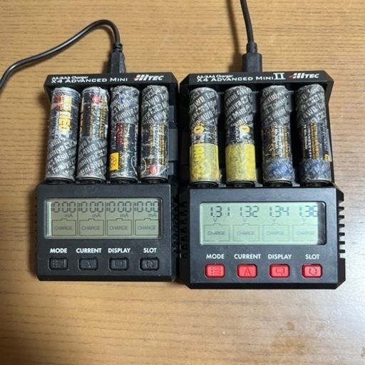 ミニ四駆　充電器　2台　電池込み