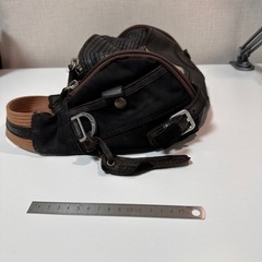 TOUGH（タフ）ウエストポーチ・本革＋布の画像