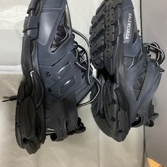 バレンシアガ　trackスニーカー　美品　現物確認できます。の画像